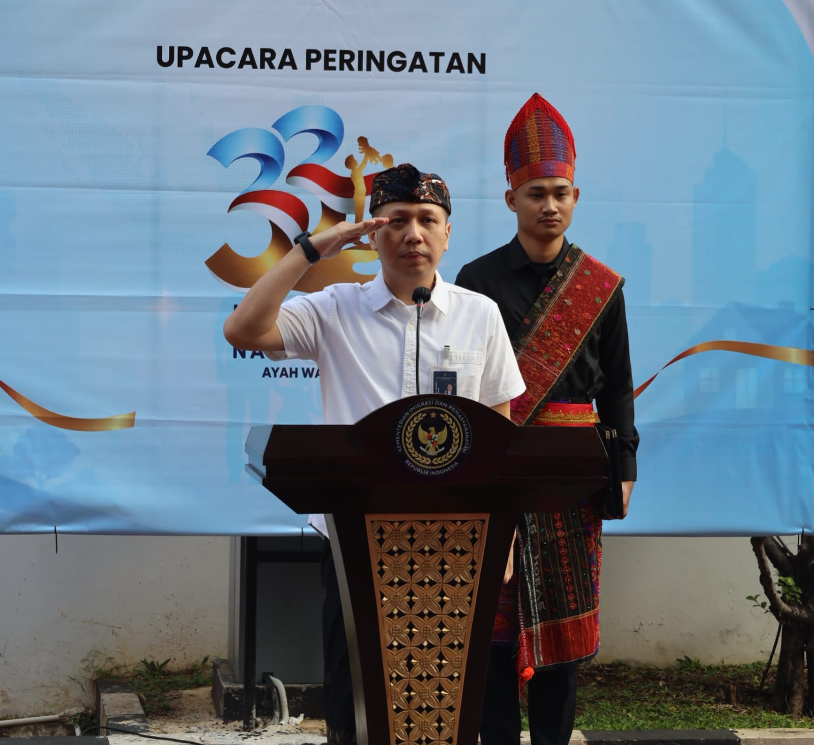 Kantor Imigrasi Jakarta Pusat - Upacara Peringatan Hari Keluarga Nasional ke-33 Tahun 2026, Imigrasi Jakarta Pusat Teguhkan Peran Keluarga sebagai Fondasi Pengabdian dan Pembangunan Bangsa